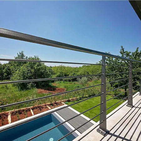 Traumhafte Mit Sauna, Whirlpool, Privatpool, Babybett, Billard, Bbq בית נופש *