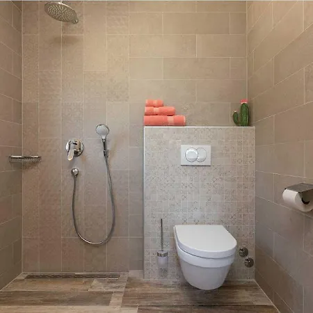 Traumhafte Mit Sauna, Whirlpool, Privatpool, Babybett, Billard, Bbq Дом отдыха Каштелир